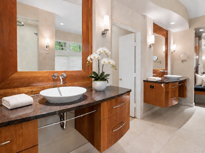 200 Glenwood Road Lake Forest IL 60045