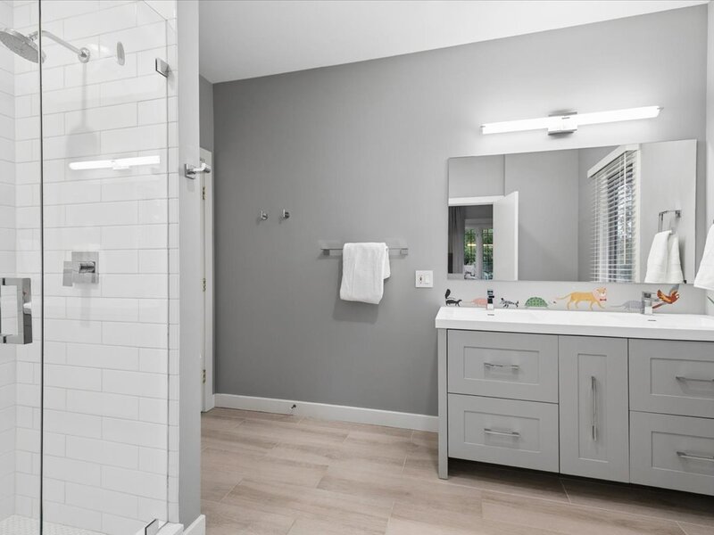 200 Glenwood Road Lake Forest IL 60045