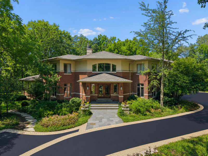200 Glenwood Road Lake Forest IL 60045