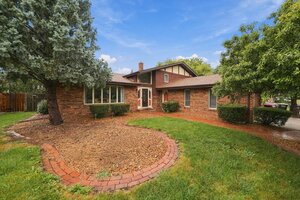 Photo of 17958 State Line Avenue Lansing IL 60438