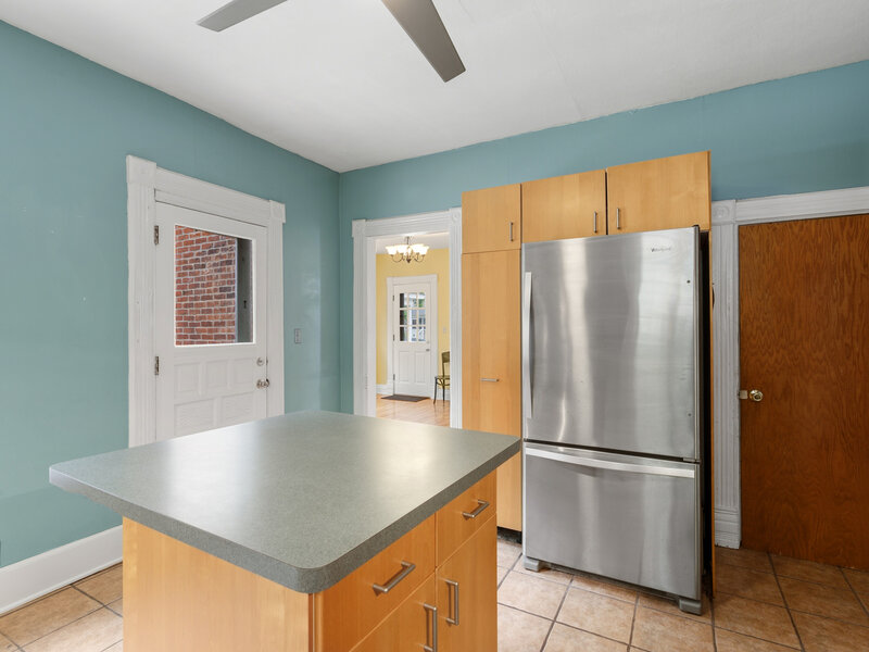 446 W Park Avenue Aurora IL 60506