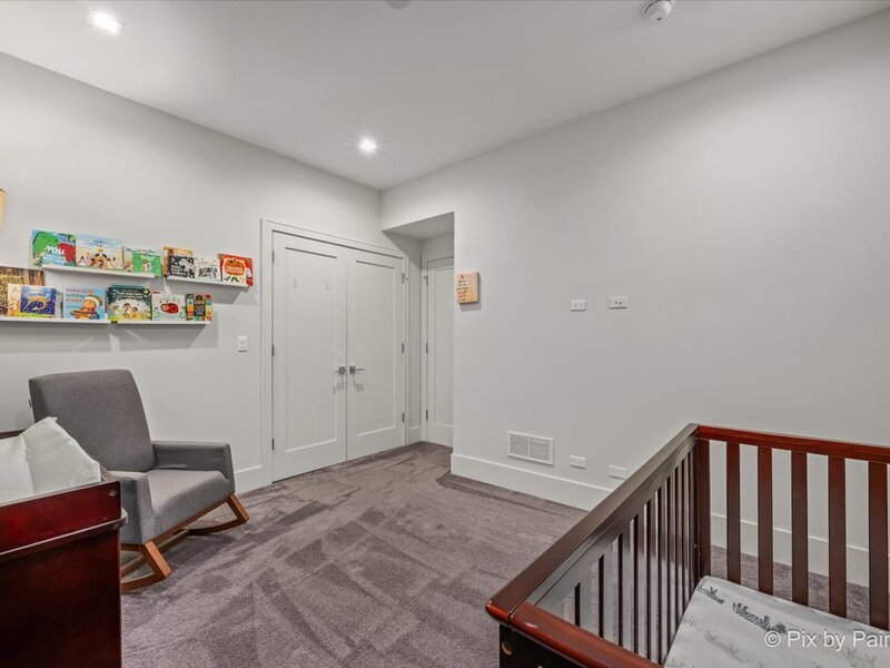 1334 W Walton Street Chicago IL 60642