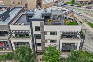 Photo of 1334 W Walton Street Chicago IL 60642 Unit 1W
