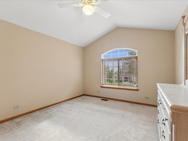 209 Magnolia Drive North Aurora IL 60542