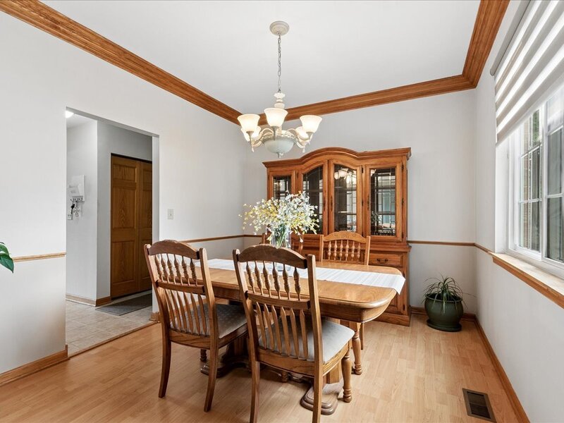 209 Magnolia Drive North Aurora IL 60542