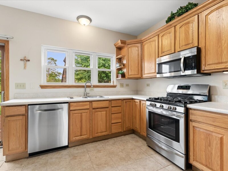209 Magnolia Drive North Aurora IL 60542