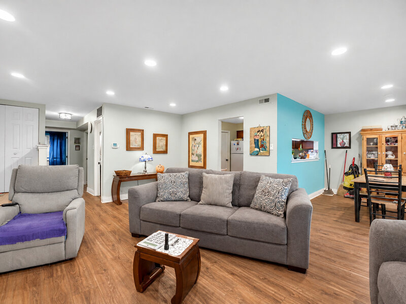 8225 Willow Drive Palos Hills IL 60465