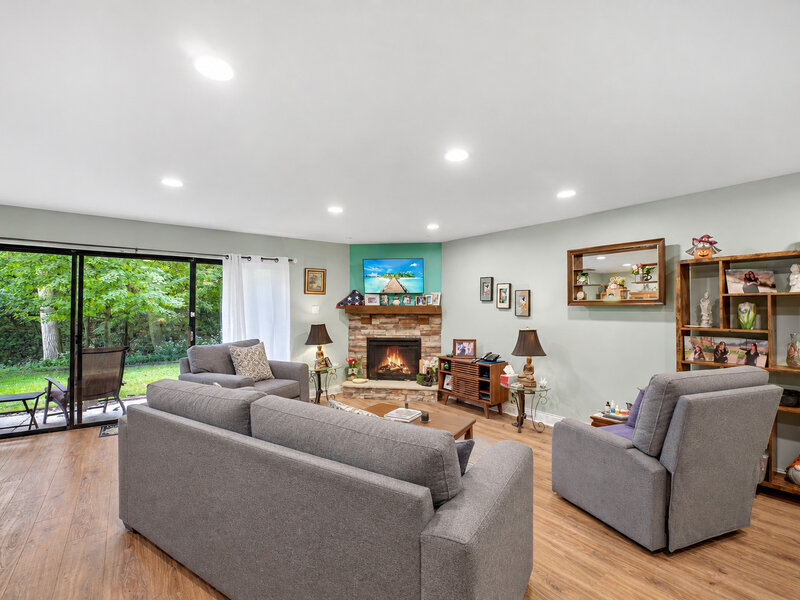 8225 Willow Drive Palos Hills IL 60465