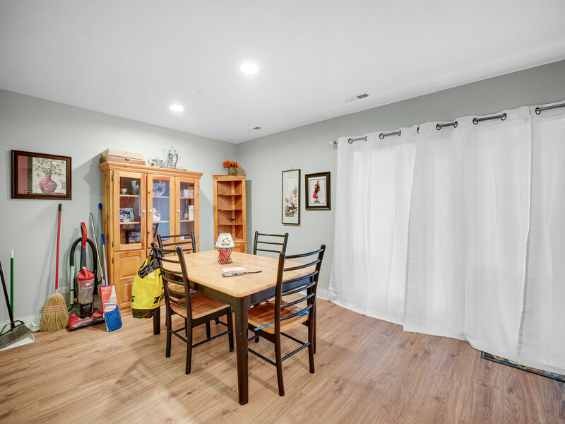 8225 Willow Drive Palos Hills IL 60465