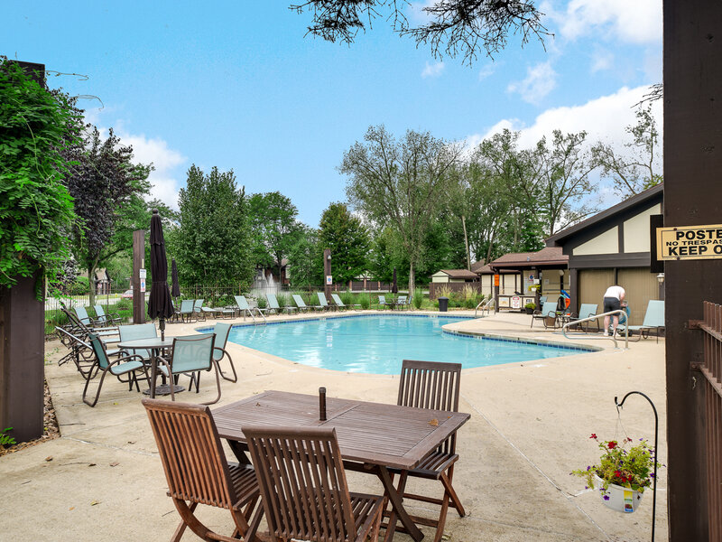 8225 Willow Drive Palos Hills IL 60465