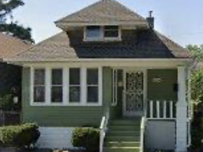 10216 S Perry Avenue Chicago IL 60628