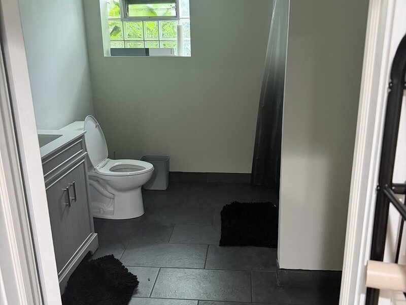 10216 S Perry Avenue Chicago IL 60628