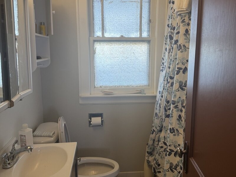 10216 S Perry Avenue Chicago IL 60628