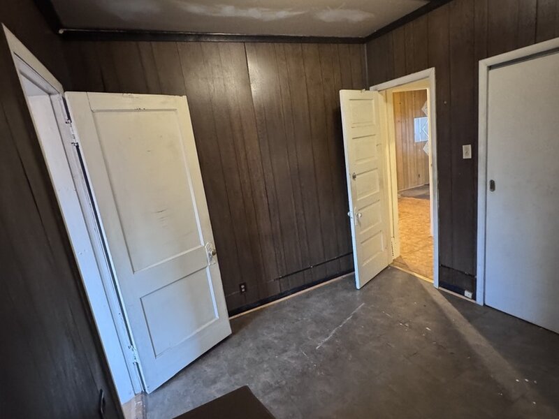 4934 W Iowa Street Chicago IL 60651