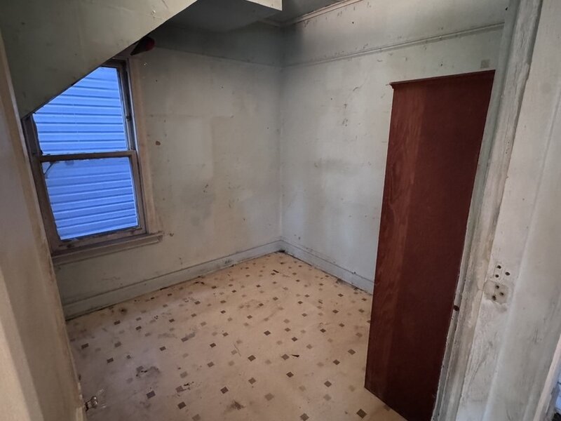 4934 W Iowa Street Chicago IL 60651