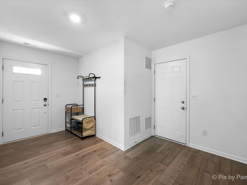 466 Comstock Road South Elgin IL 60177