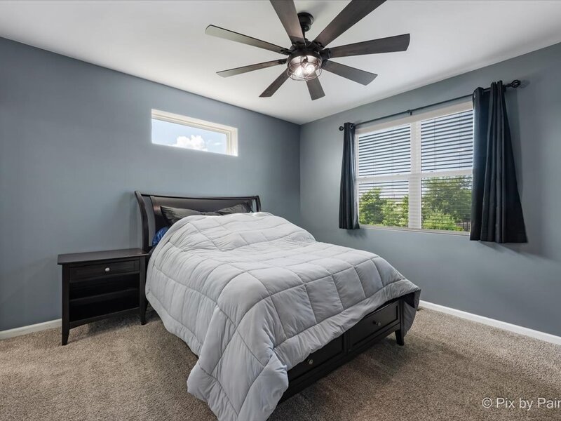 466 Comstock Road South Elgin IL 60177