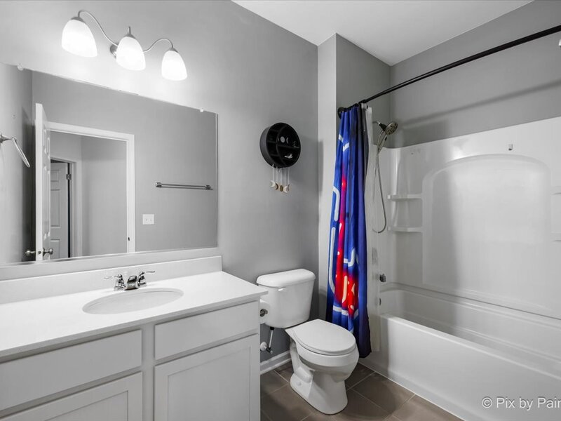 466 Comstock Road South Elgin IL 60177