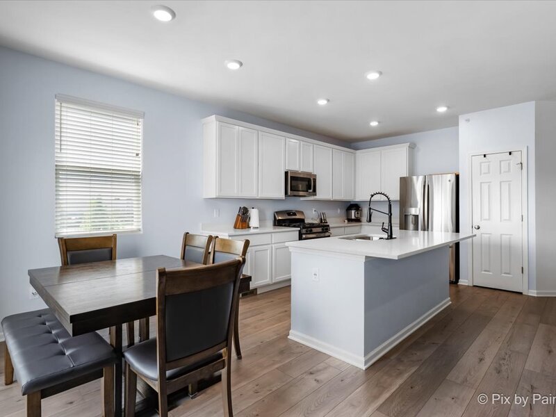 466 Comstock Road South Elgin IL 60177