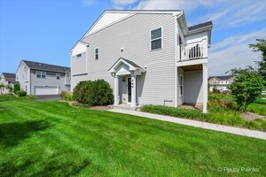 Photo of 466 Comstock Road South Elgin IL 60177