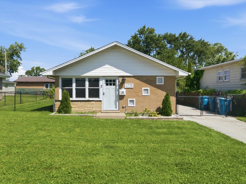 4228 W 127th Street Alsip IL 60803