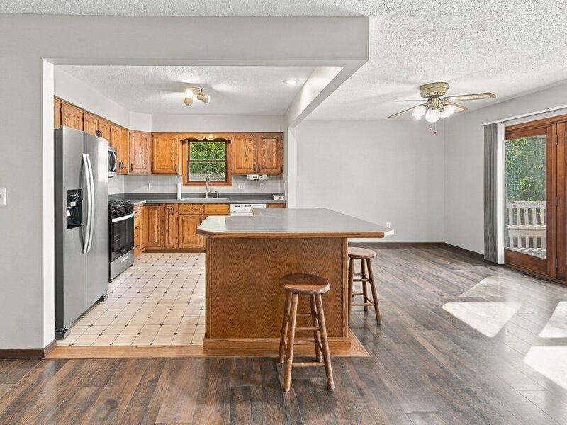 3330 Fairview Drive Bettendorf IA 52722