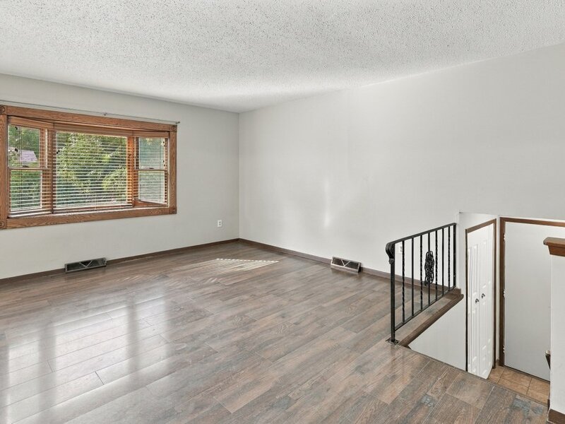 3330 Fairview Drive Bettendorf IA 52722