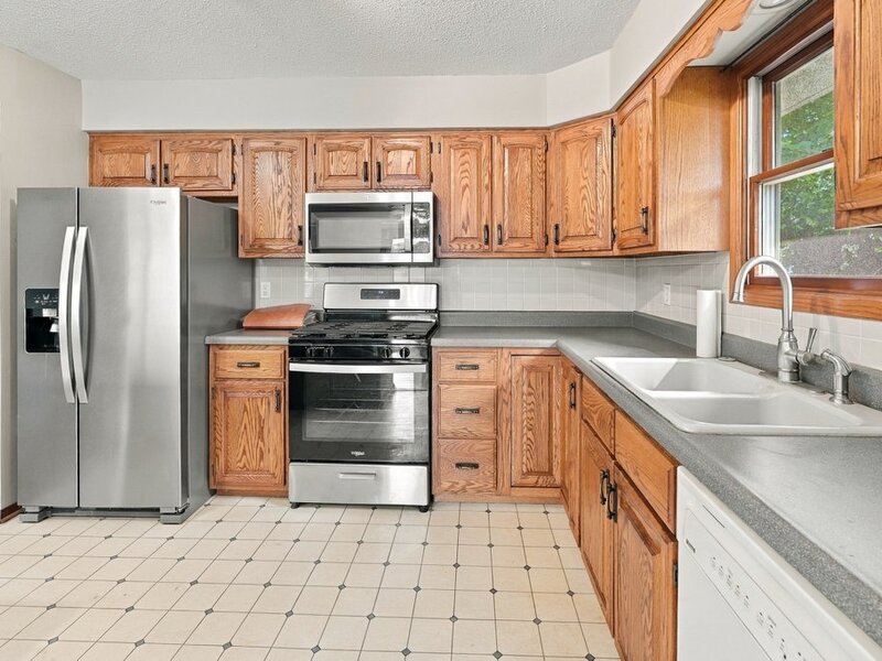 3330 Fairview Drive Bettendorf IA 52722