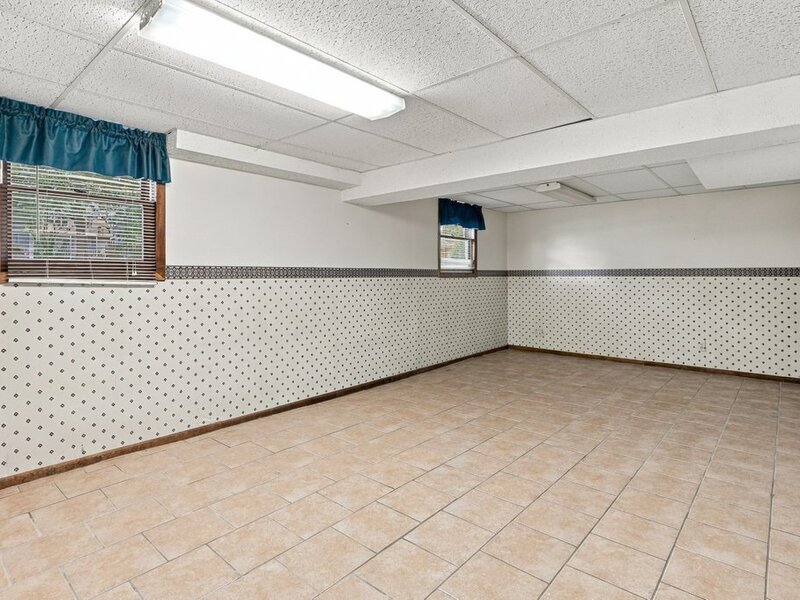 3330 Fairview Drive Bettendorf IA 52722