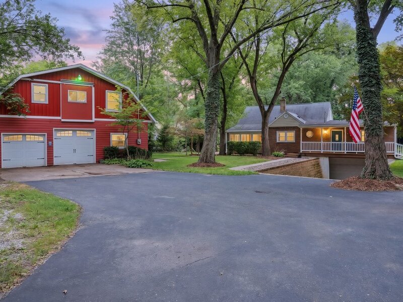 2831 44th Street Moline IL 61265