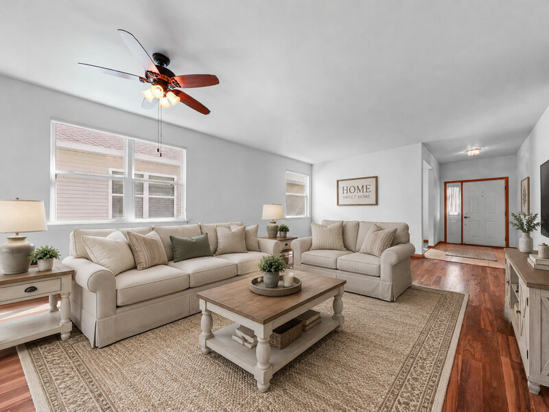 1566 Benzie Circle Romeoville IL 60446