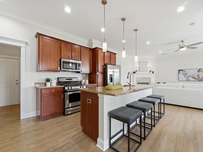 4705 S Champlain Avenue Chicago IL 60615