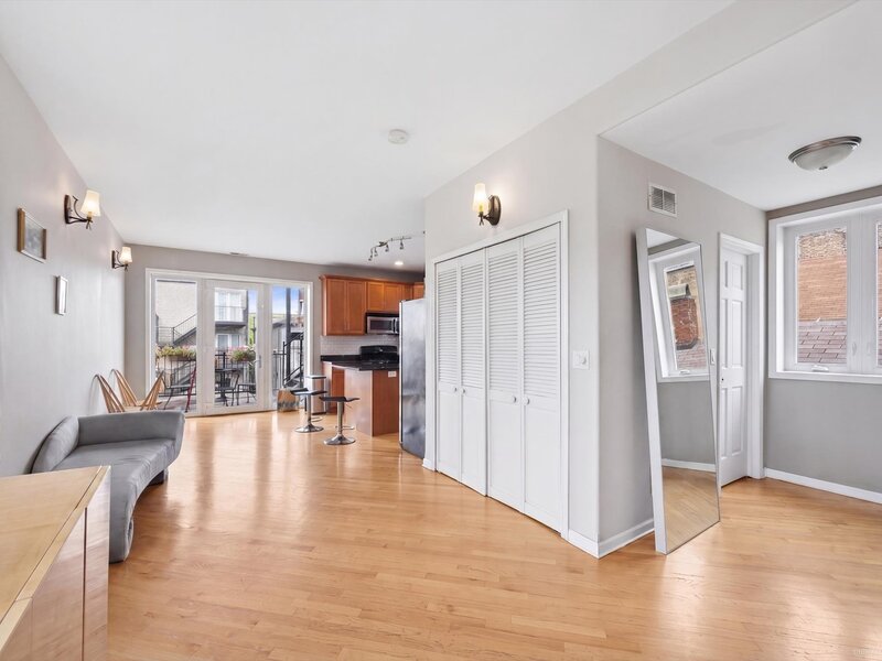 1730 S Des Plaines Avenue Chicago IL 60616