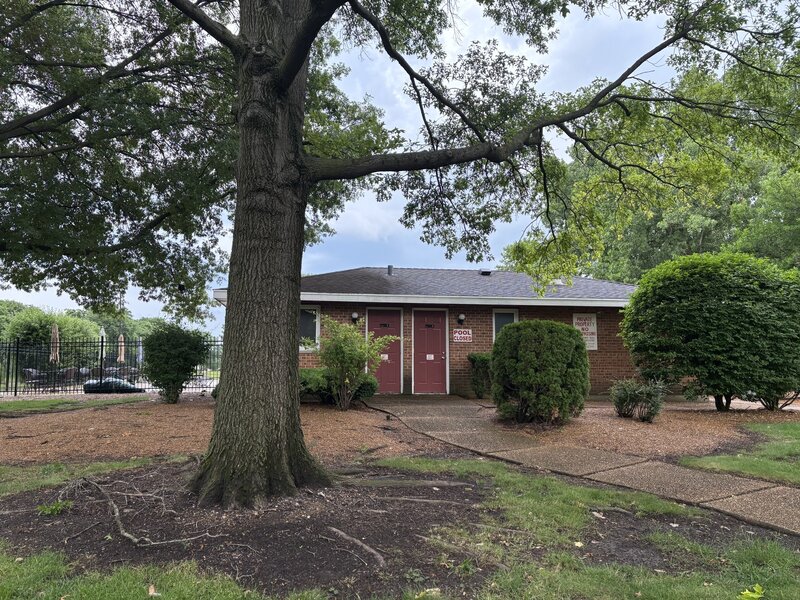 709 79th Street Darien IL 60561