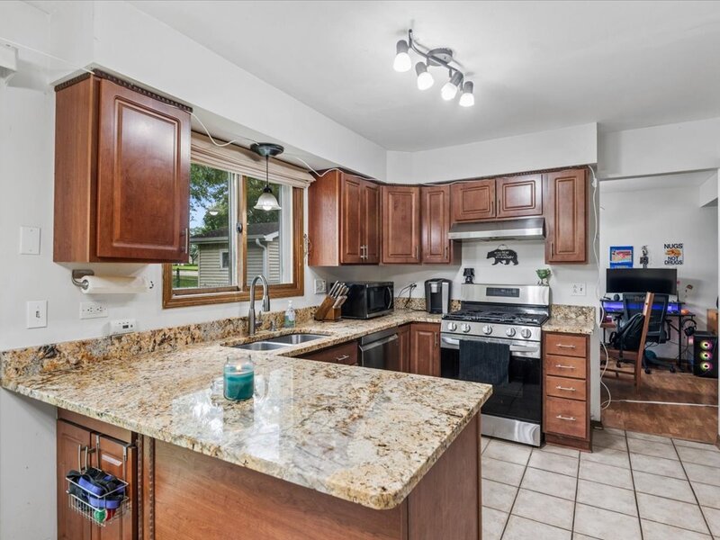 1348 Loch Lomond Drive Crystal Lake IL 60014