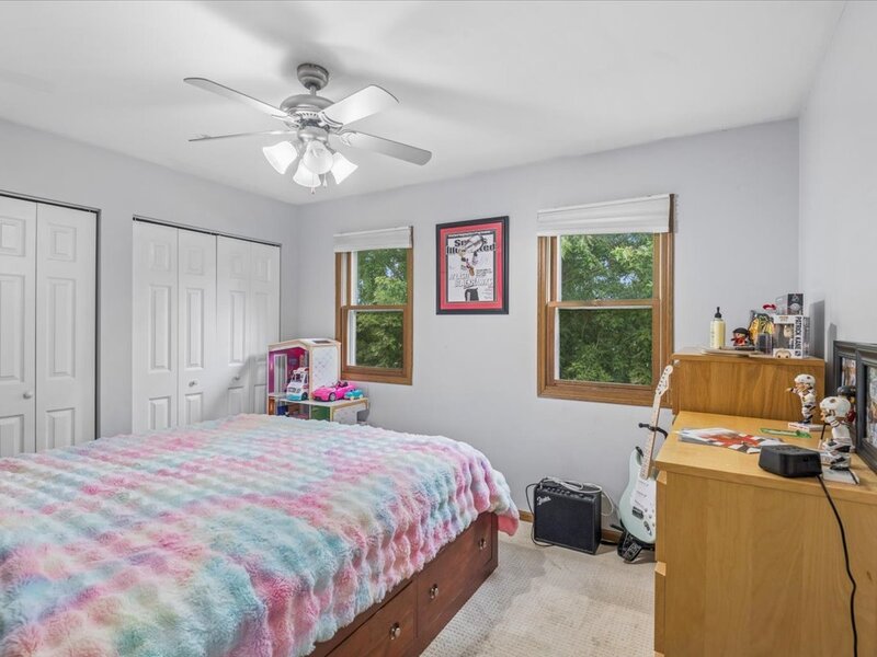 1348 Loch Lomond Drive Crystal Lake IL 60014