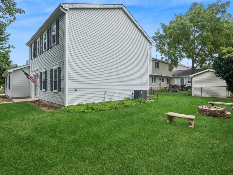 1348 Loch Lomond Drive Crystal Lake IL 60014