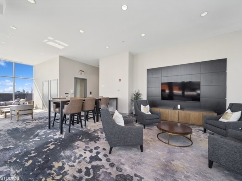 600 N Lake Shore Drive Chicago IL 60611