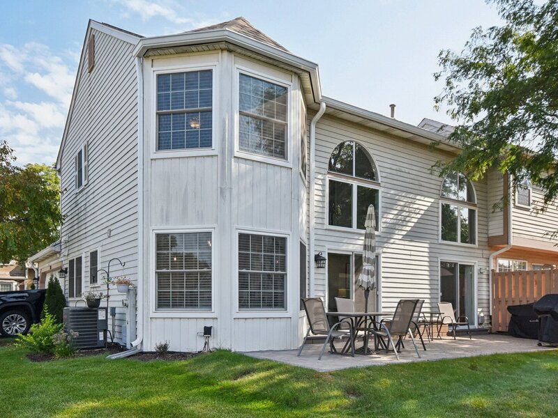 345 Ascot Lane Streamwood IL 60107