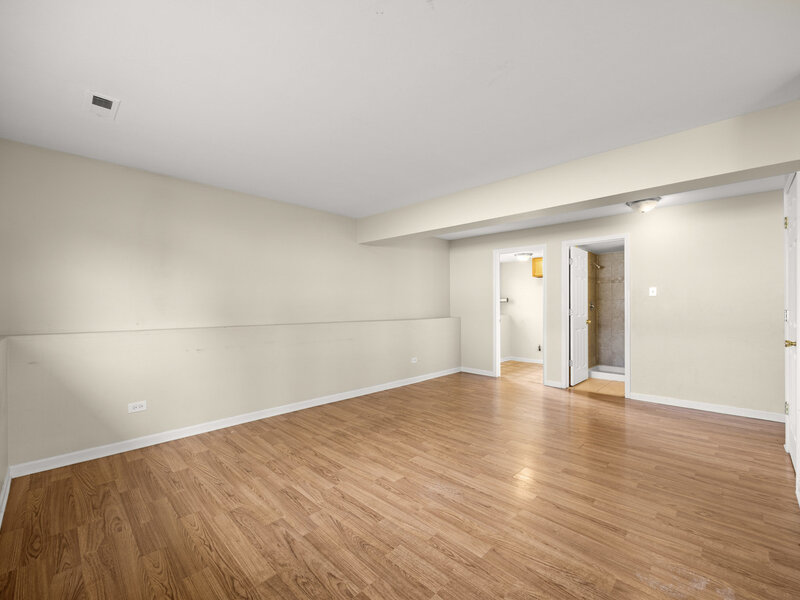 239 Willow Road Matteson IL 60443