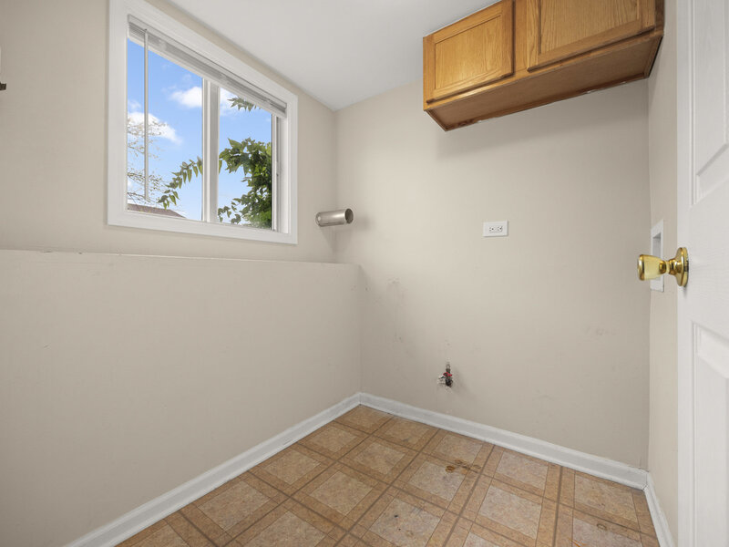 239 Willow Road Matteson IL 60443