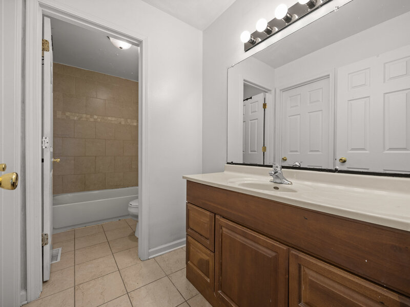 239 Willow Road Matteson IL 60443