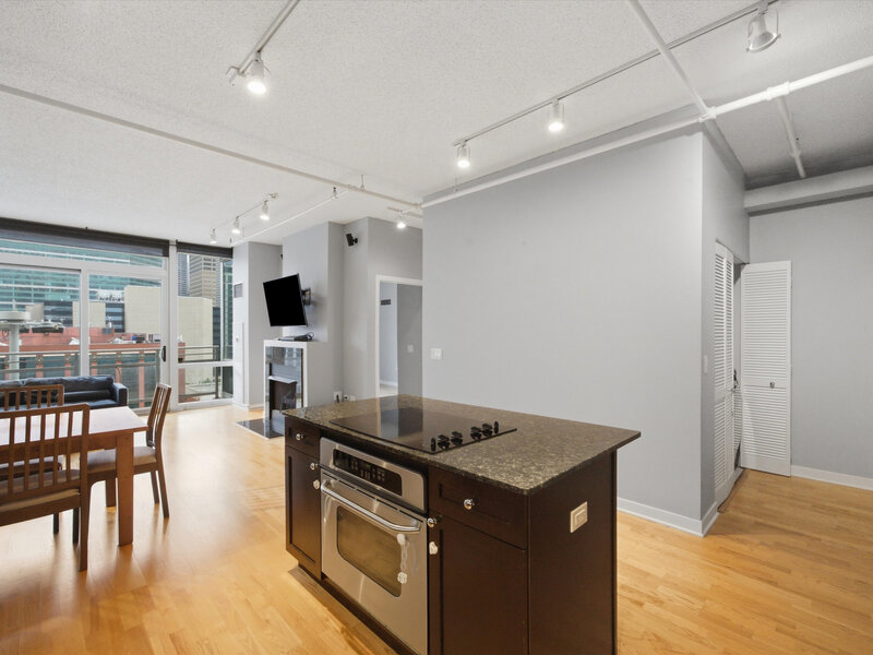 737 W Washington Boulevard Chicago IL 60661
