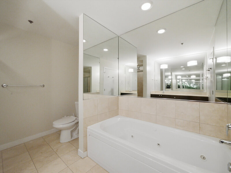 737 W Washington Boulevard Chicago IL 60661