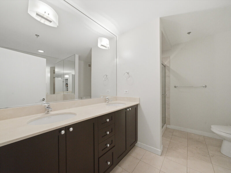 737 W Washington Boulevard Chicago IL 60661