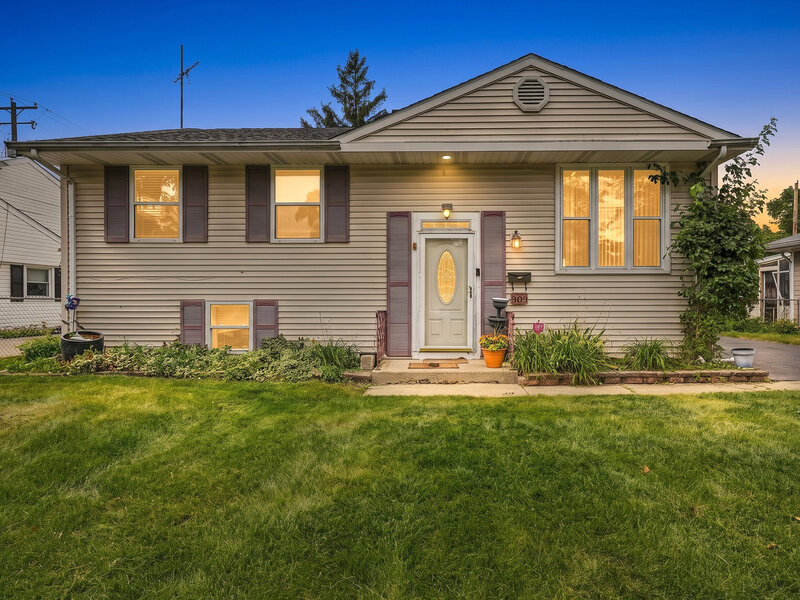 909 Cypress Lane Joliet IL 60435