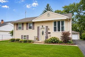 Photo of 909 Cypress Lane Joliet IL 60435
