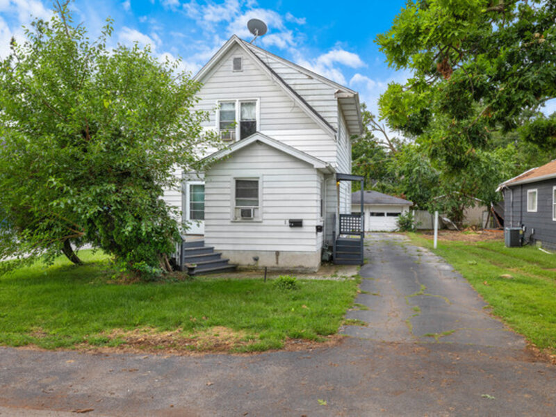 36 N Glenwood Avenue Glenwood IL 60425