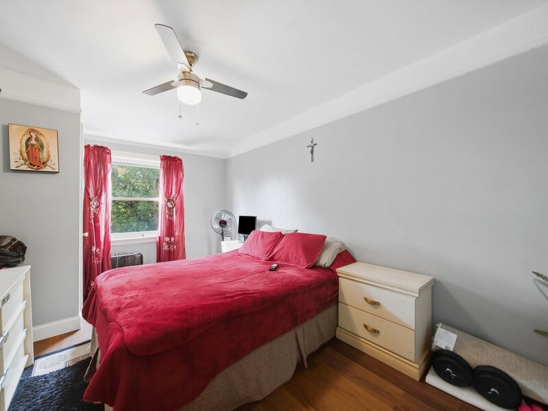 4017 W 58th Street Chicago IL 60629