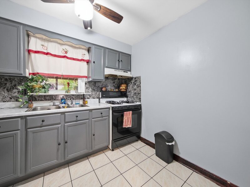 4017 W 58th Street Chicago IL 60629
